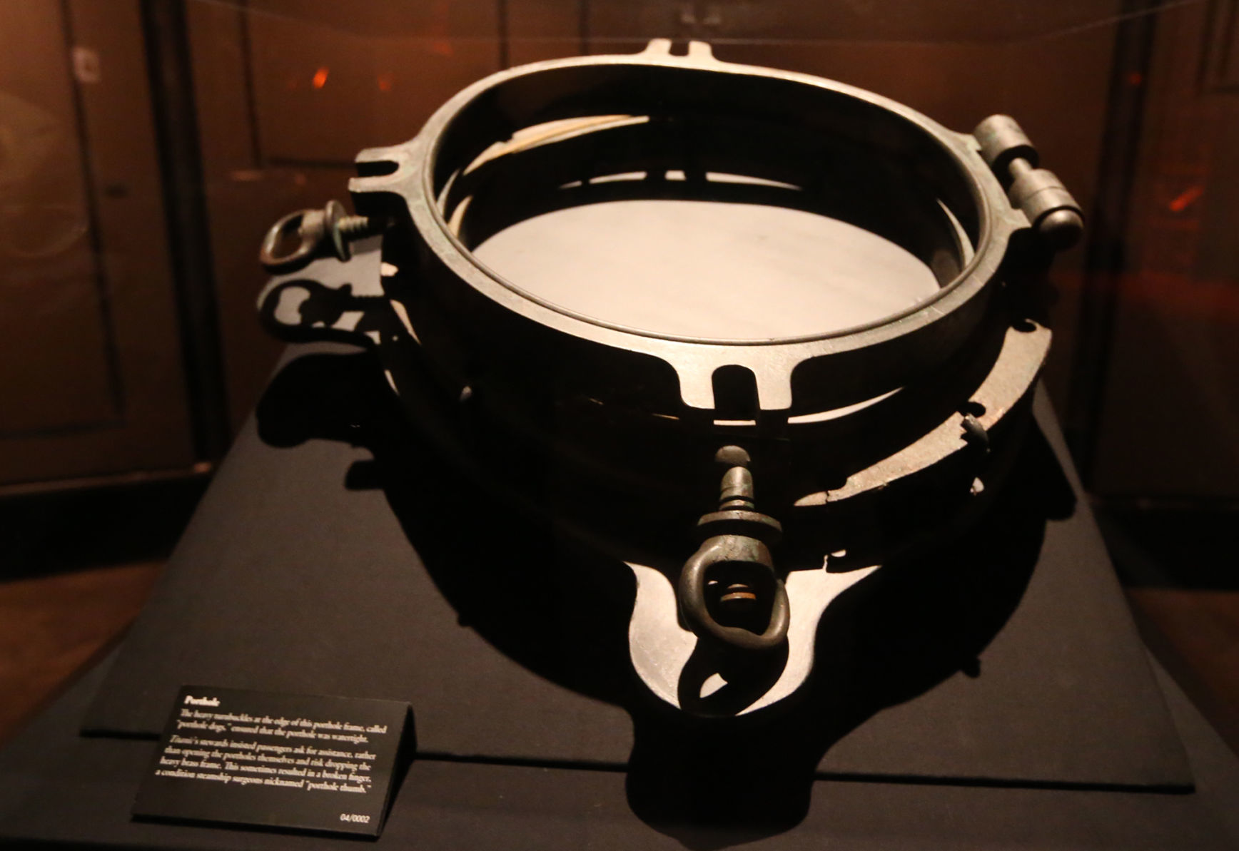 Titanic - porthole